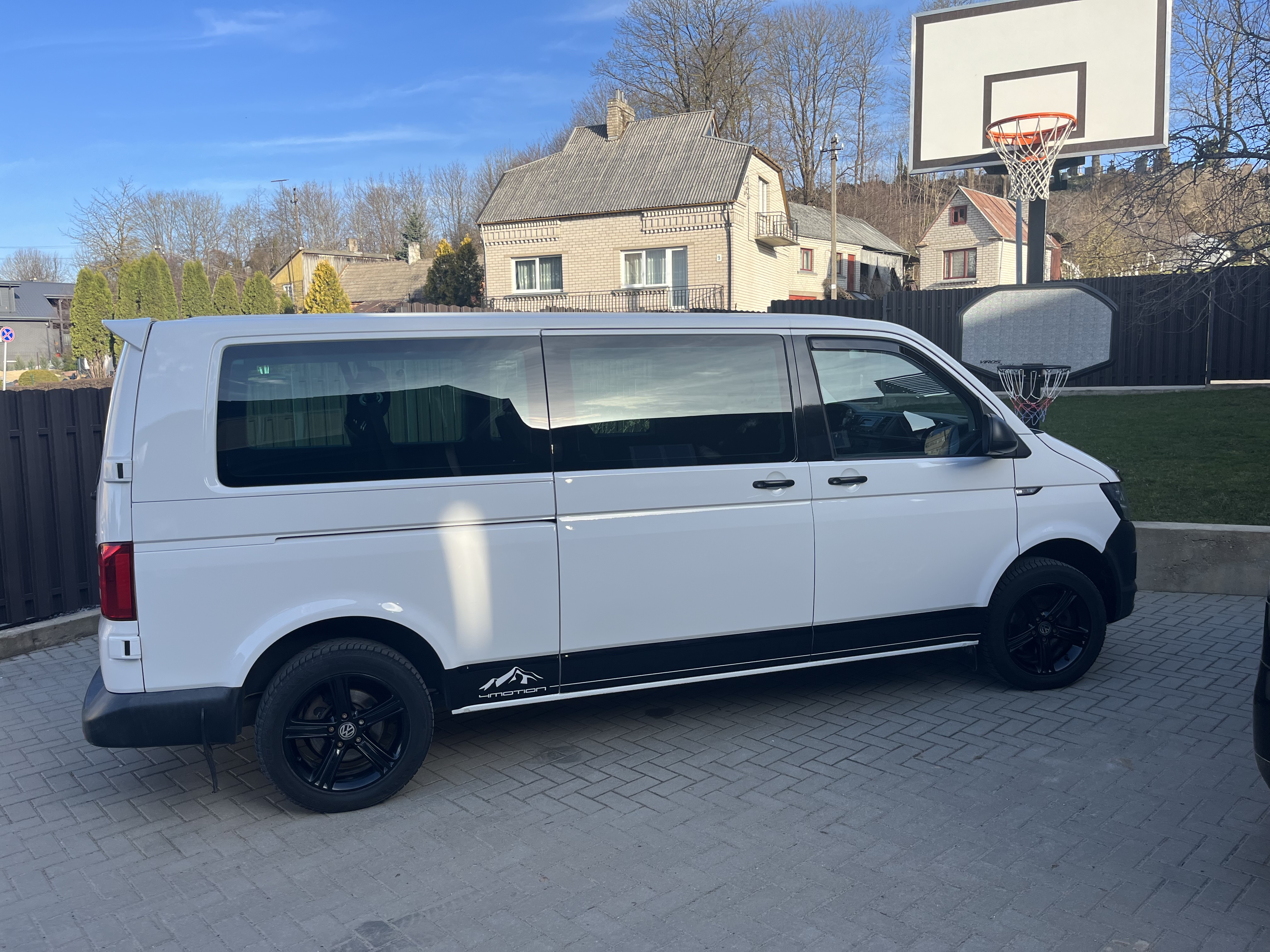 Reklama ant transporto priemonių – 12